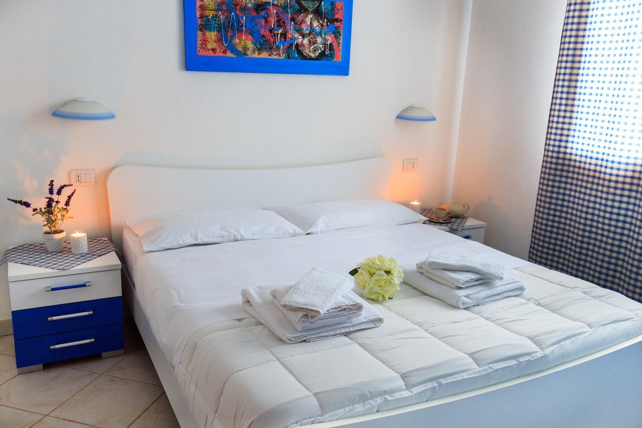 Sanpietroburgo 22 Daire Olbia Dış mekan fotoğraf