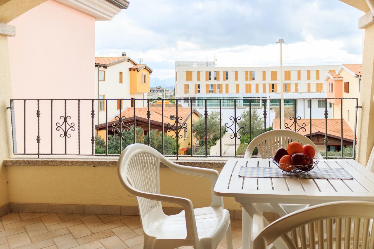Sanpietroburgo 22 Daire Olbia Dış mekan fotoğraf