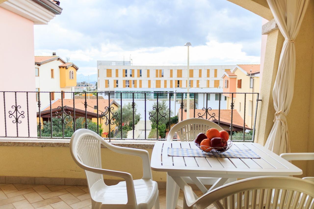 Sanpietroburgo 22 Daire Olbia Dış mekan fotoğraf